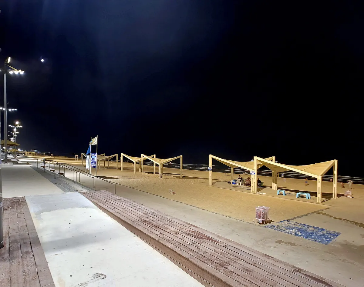 The beach promenade in Ashdod in the evening
