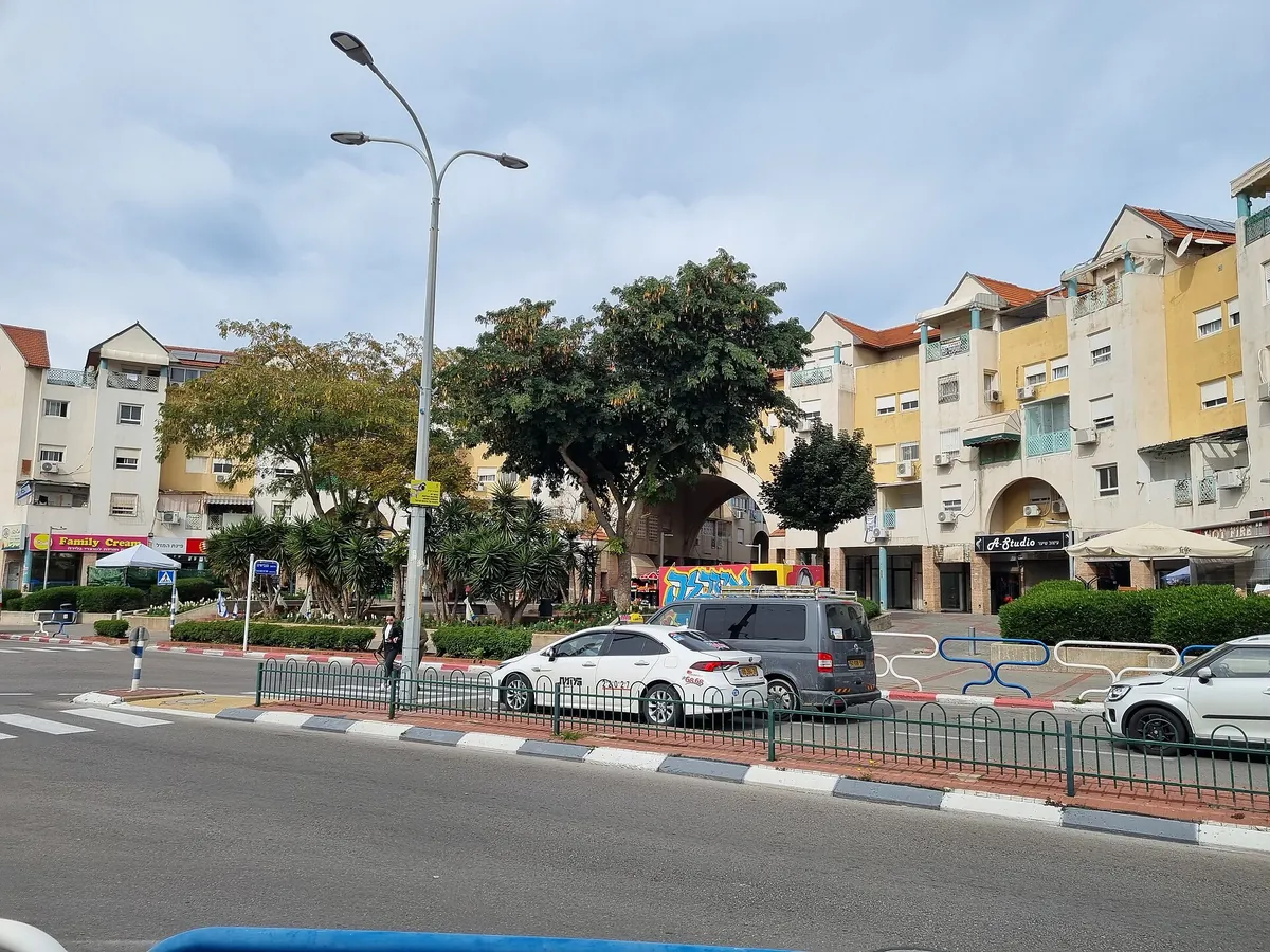 HaNevi'im pedestrian street in Rova Yud, Ashdod